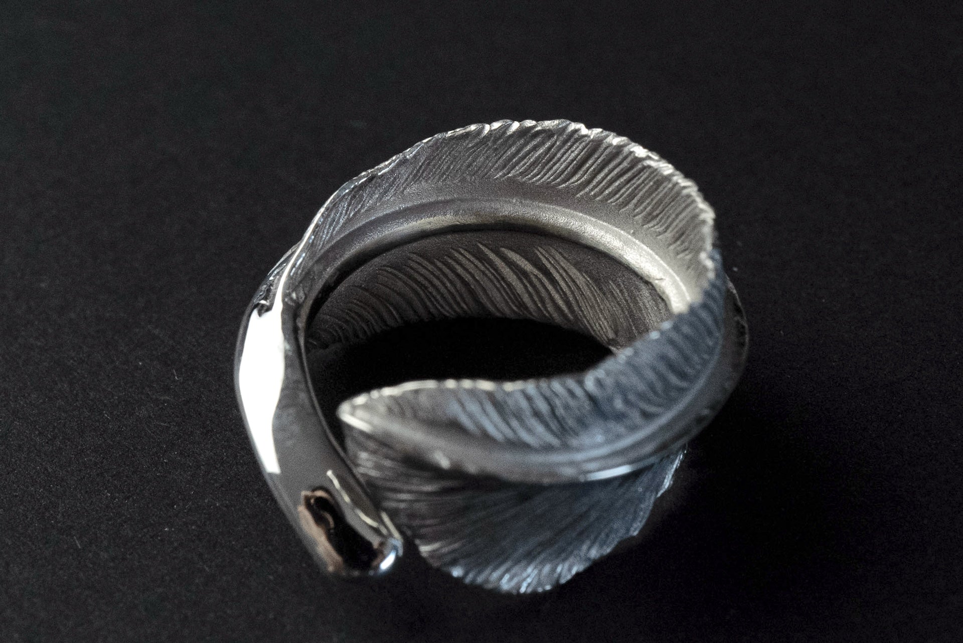 Legend "Curled" Large Feather Silver Ring