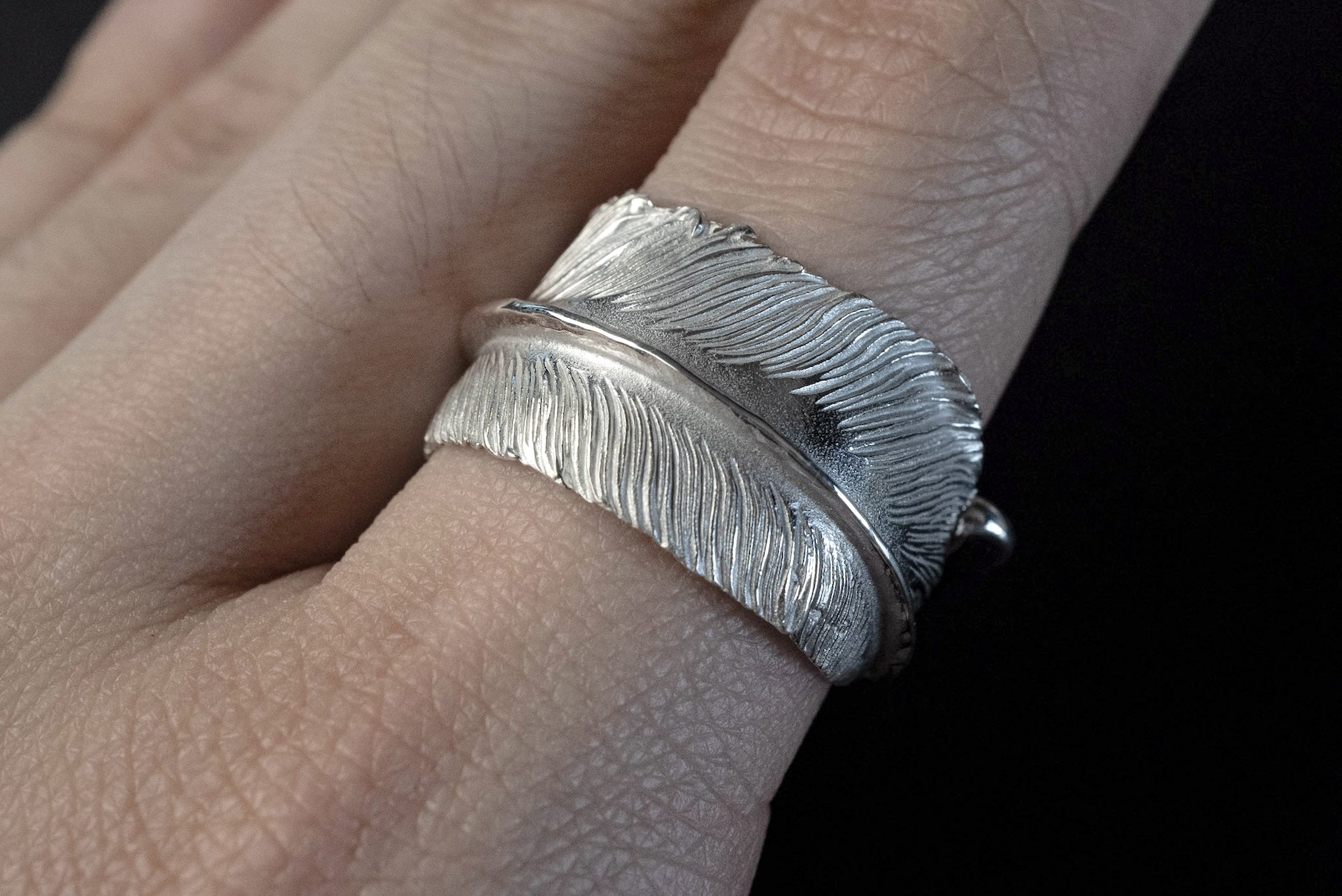 Legend "Curled" Large Feather Silver Ring