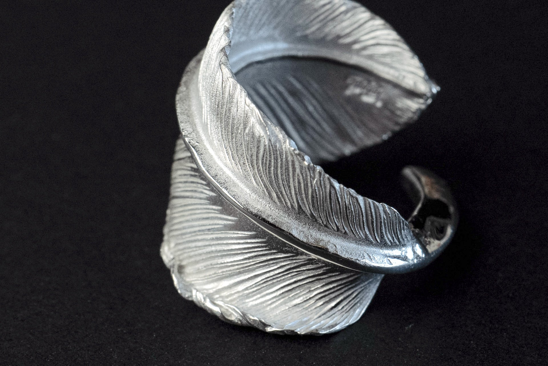 Legend "Curled" X-Large Feather Silver Ring