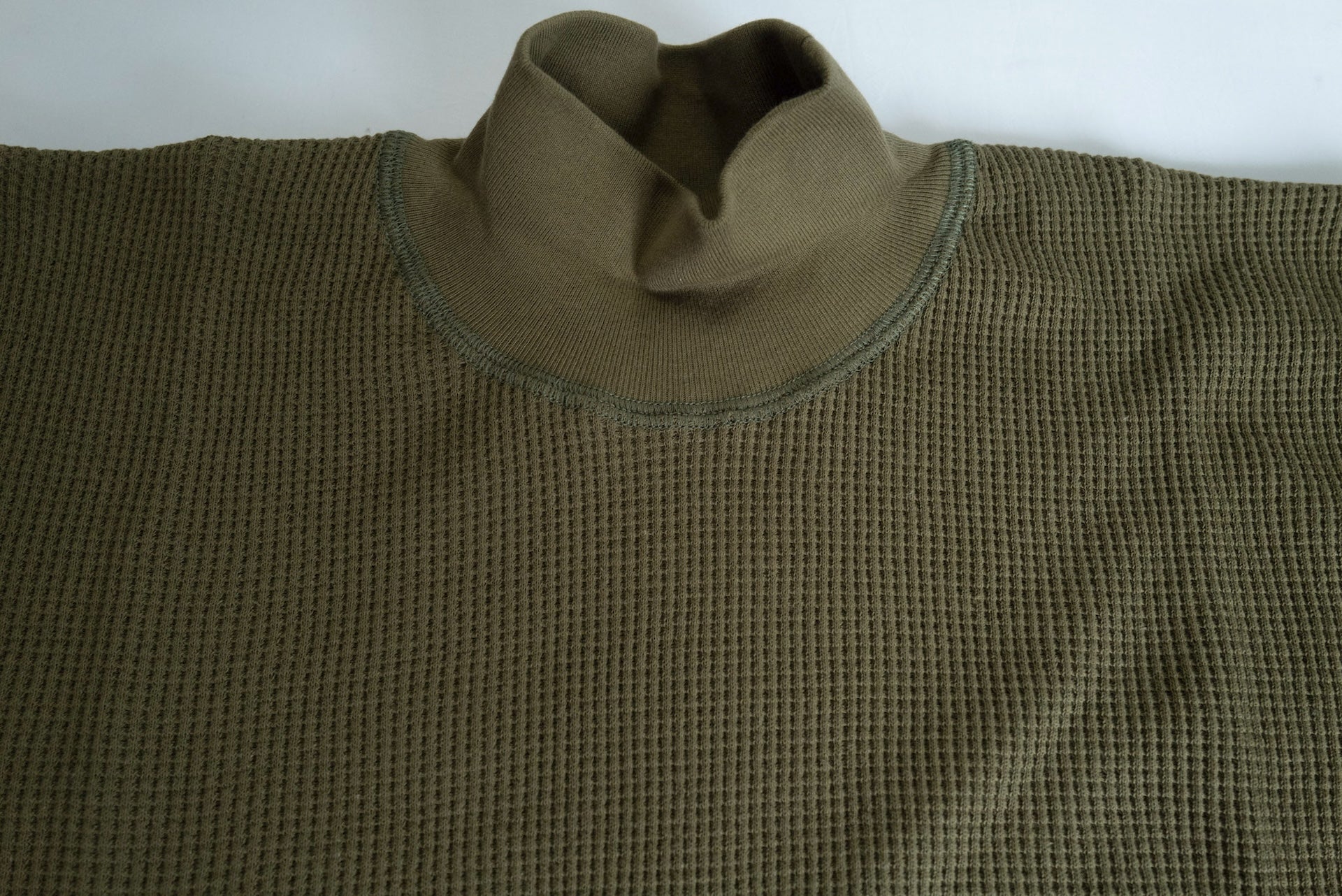 Freewheelers "Half Neck" Thermal Shirt (Olive)