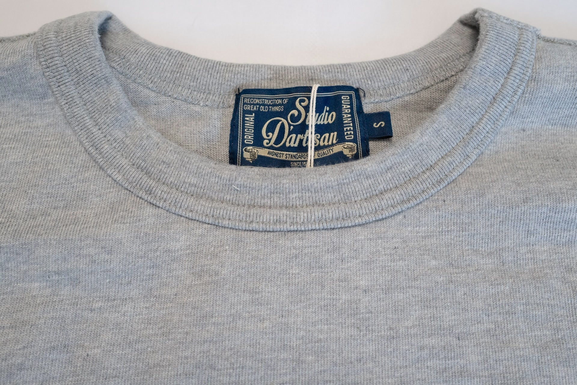Studio D'Artisan X CORLECTION 7.5oz 'Suvin Gold' Ultimate Loopwheeled Plain Tee (Heather Grey)