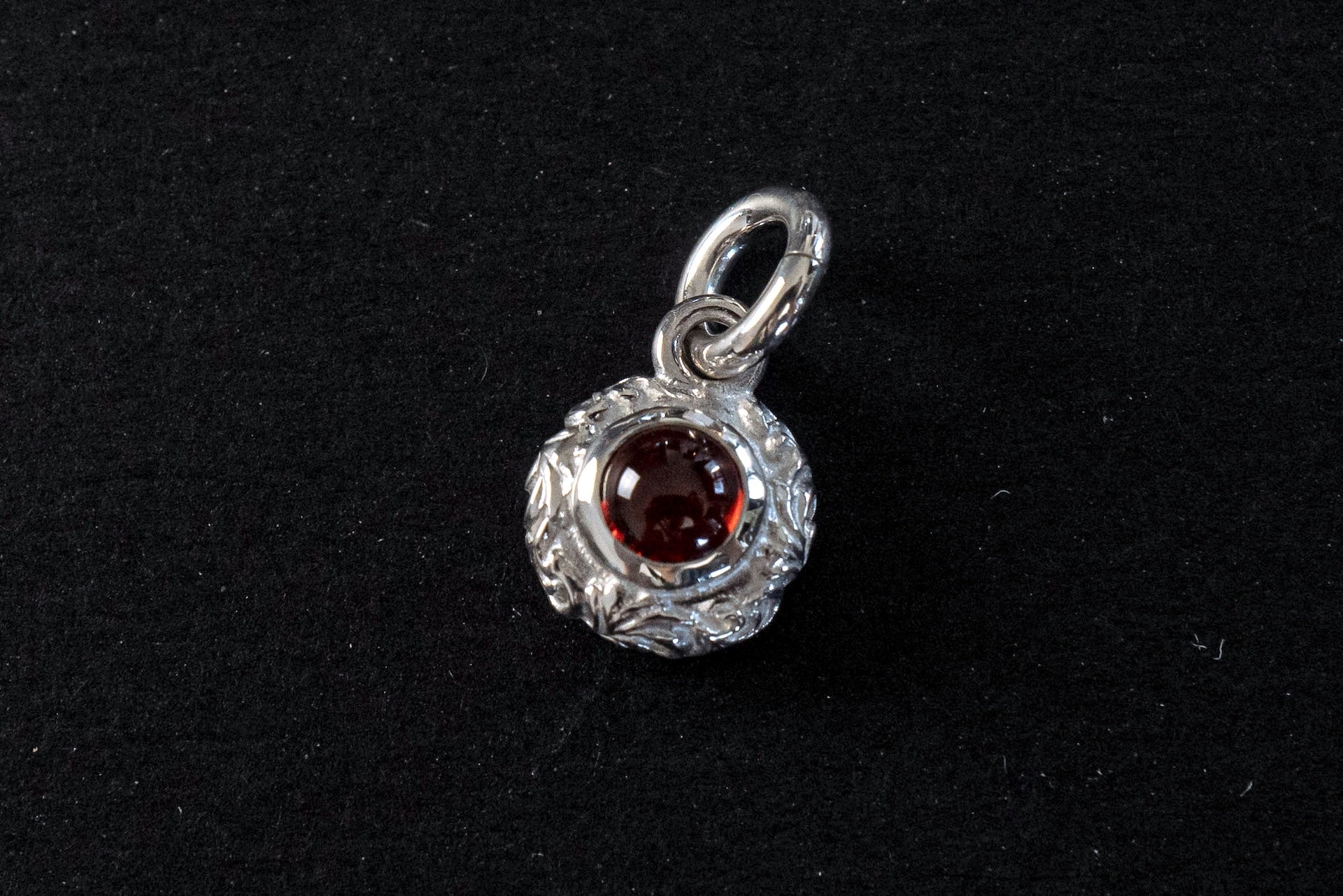 Legend Mini "Flora" Pendant With Red Garnet (P-168-GN)