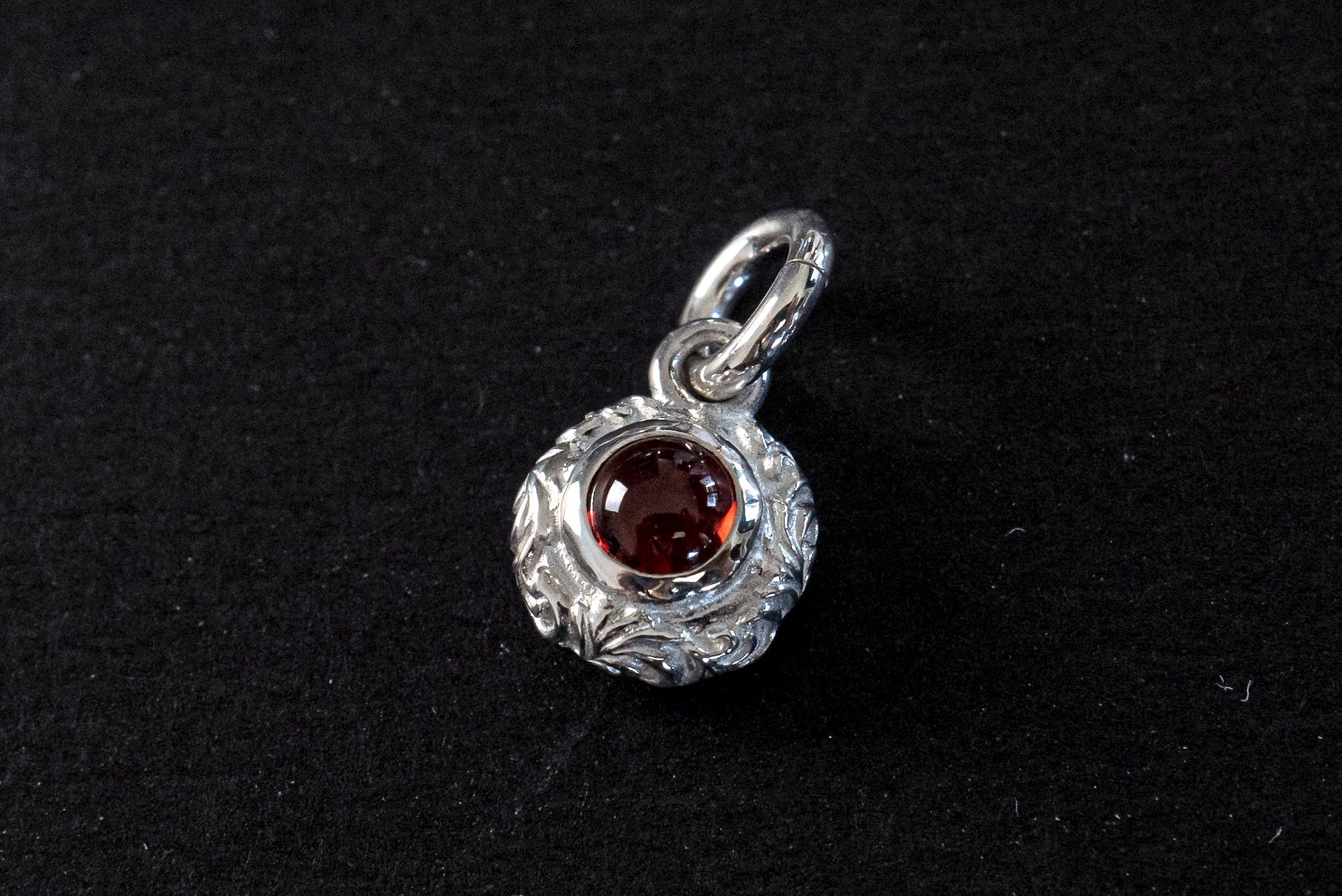 Legend Mini "Flora" Pendant With Red Garnet (P-168-GN)