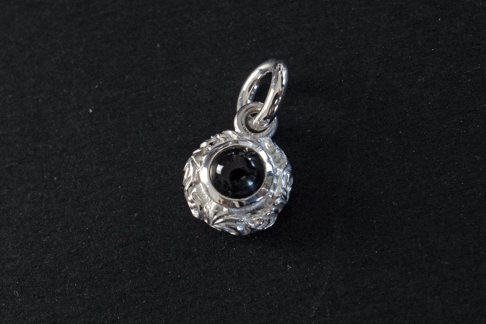 Legend Mini "Flora" Pendant With Black Onyx (P-168-SD)