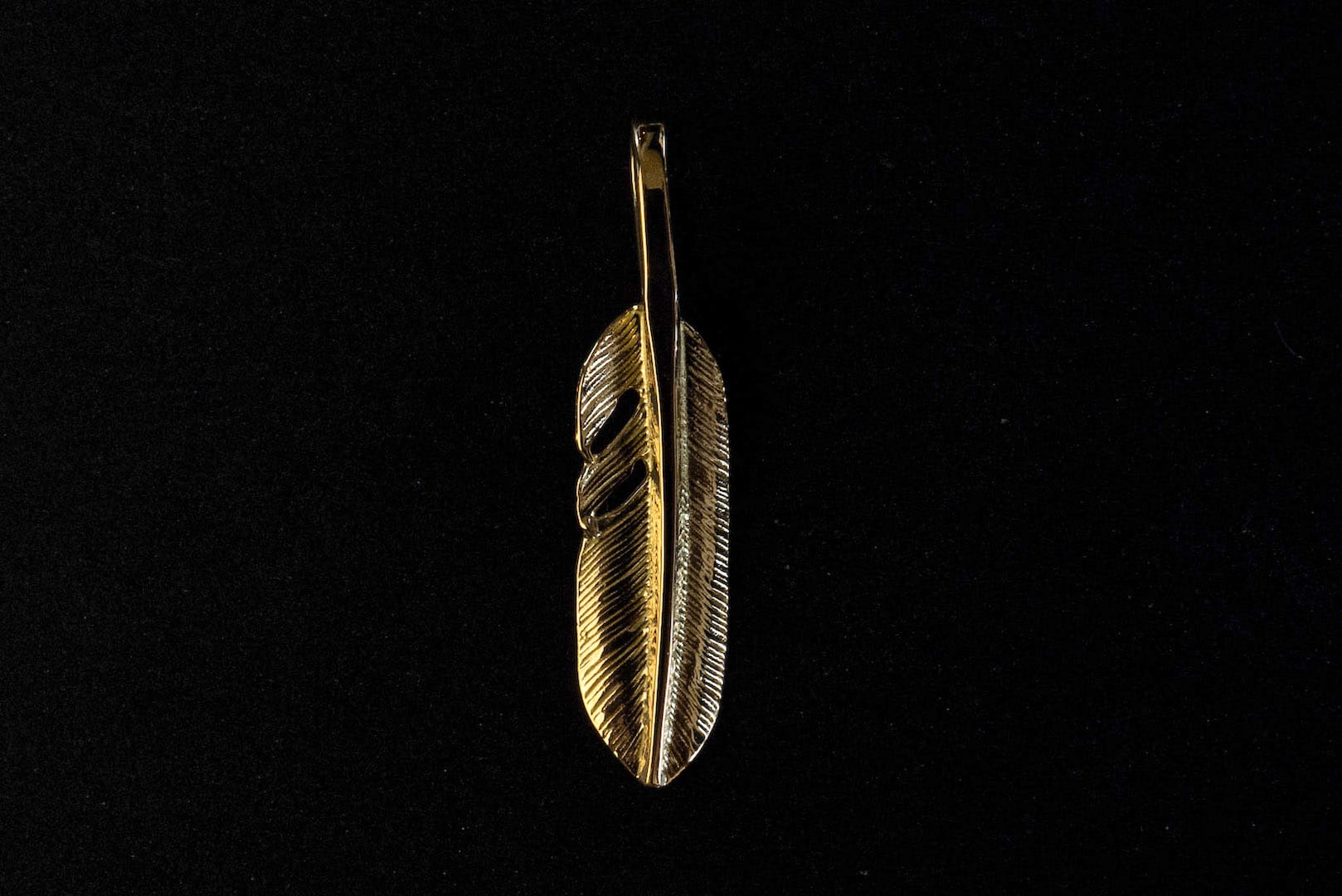 First Arrow's XS 18K Gold Feather Pendant (P-594)