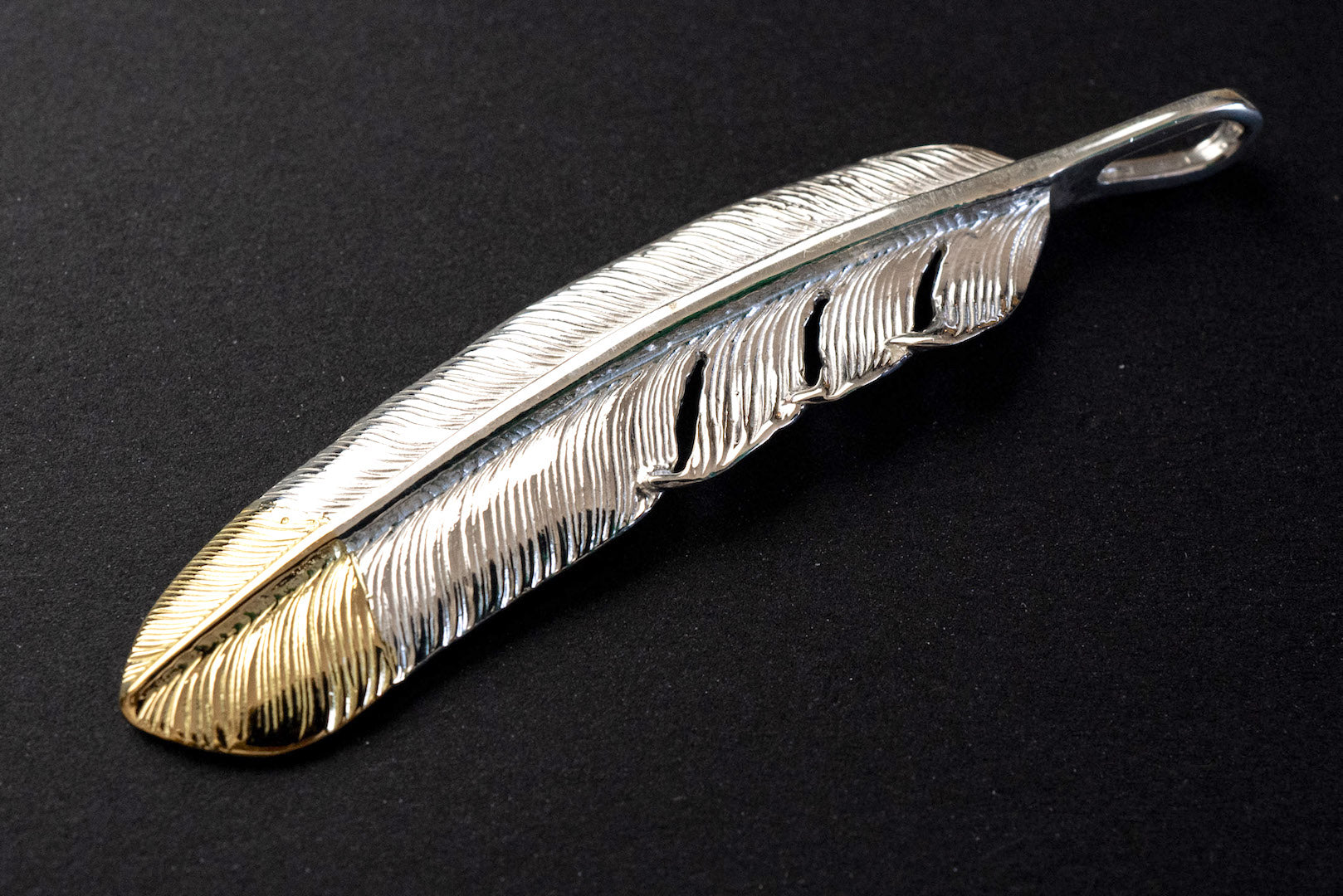 First Arrow's Large Quarter 18k Gold Feather Pendant (P-474)