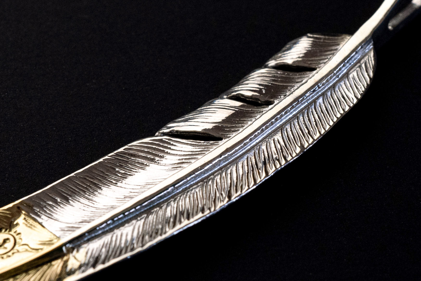 First Arrow's Large Quarter 18k Gold Feather Pendant (P-474)