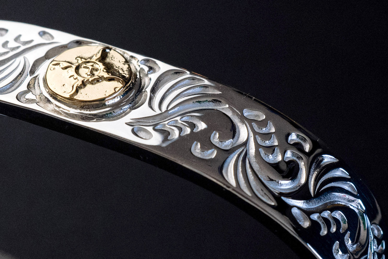 First Arrow's 12mm Arabesque Bangle with 18k Gold Sunburst Emblem (BR-026)