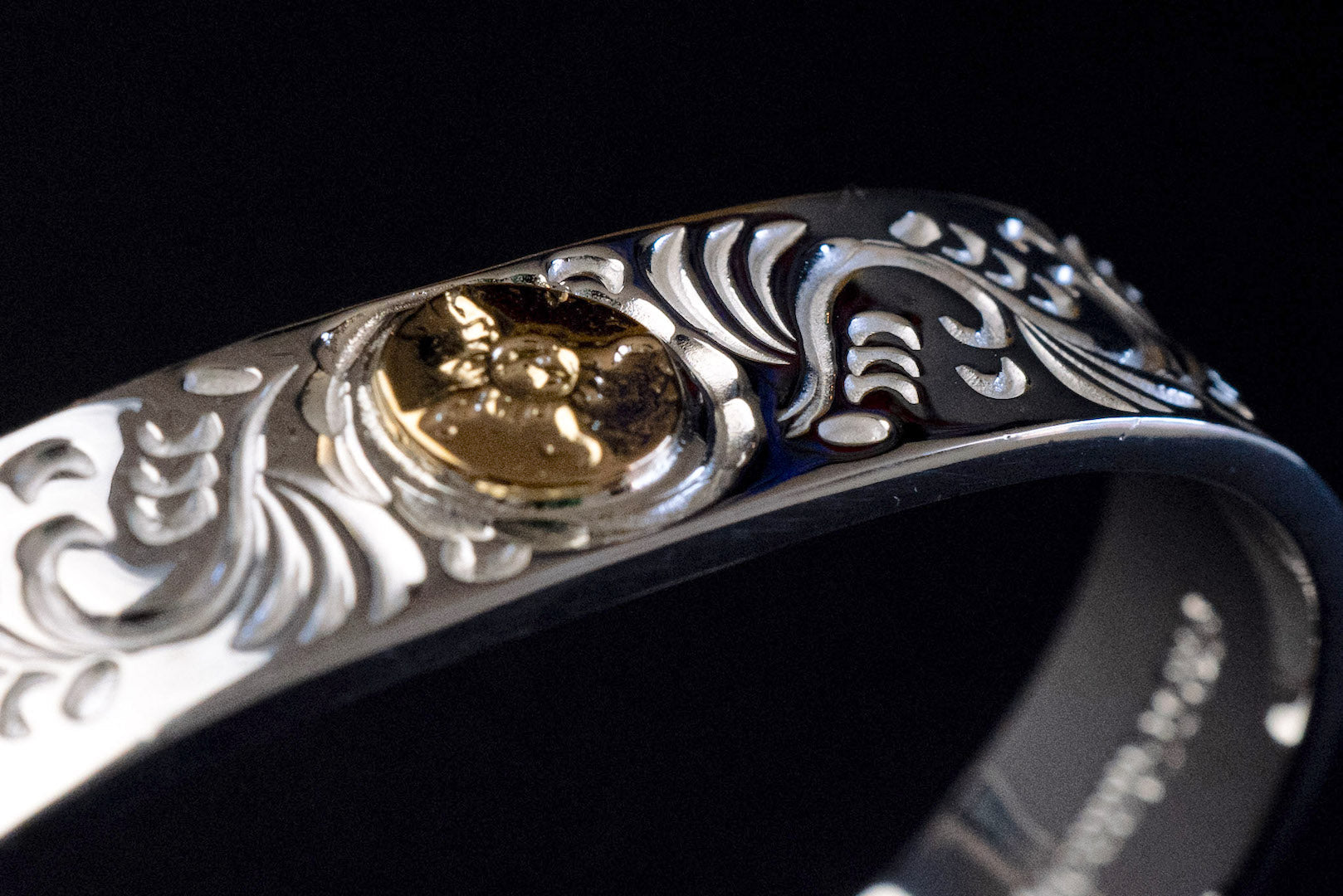 First Arrow's 12mm Arabesque Bangle with 18k Gold Sunburst Emblem (BR-026)