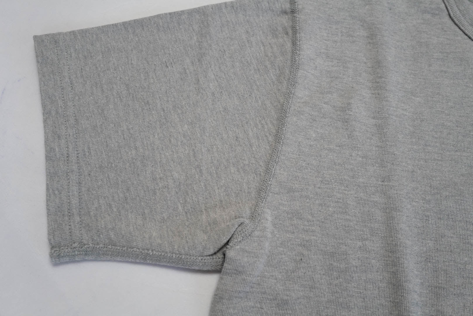 Studio D'Artisan X CORLECTION 7.5oz 'Suvin Gold' Ultimate Loopwheeled Henley Tee (Heather Grey)