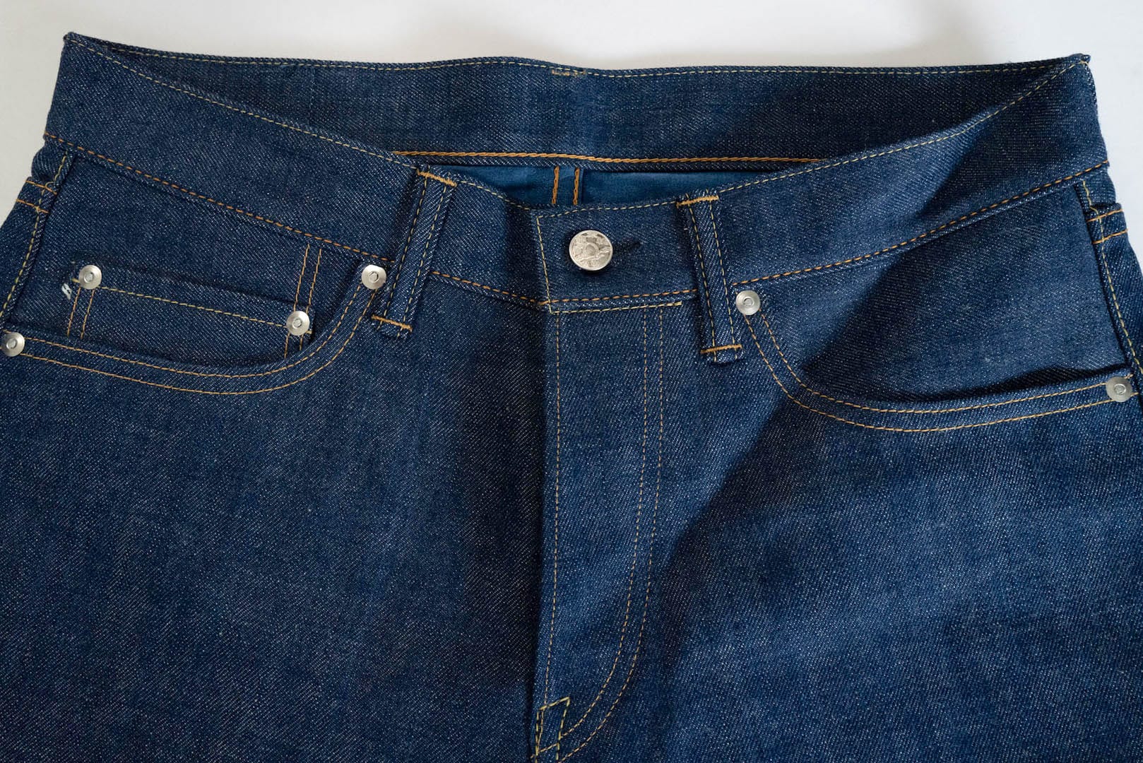 MOMOTARO JEANS  13.5oz 0405-AI "Ultimate Natural Indigo" Denim (High Tapered fit)
