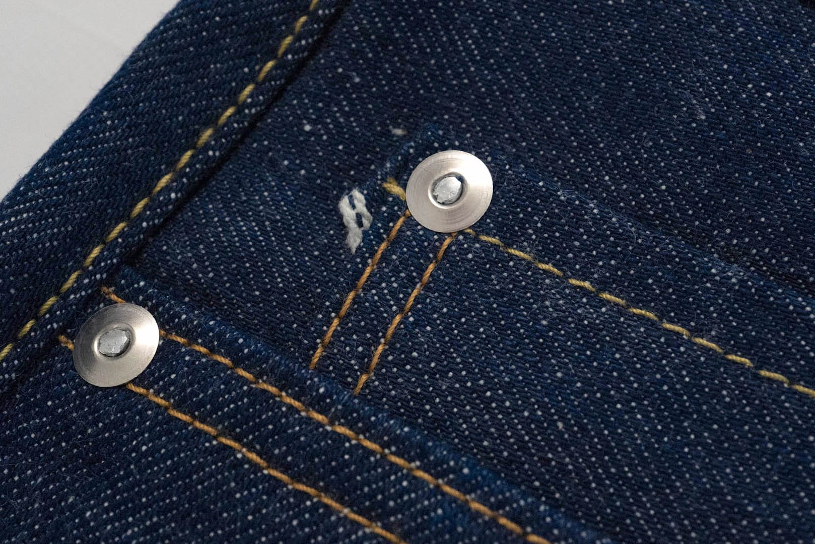 MOMOTARO JEANS  13.5oz 0405-AI "Ultimate Natural Indigo" Denim (High Tapered fit)