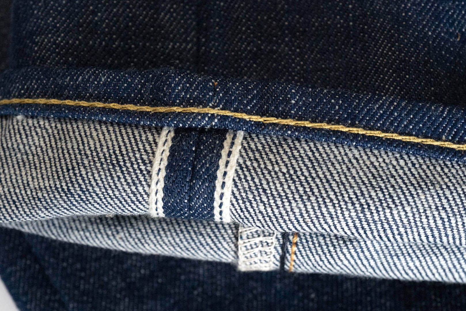 MOMOTARO JEANS  13.5oz 0405-AI "Ultimate Natural Indigo" Denim (High Tapered fit)