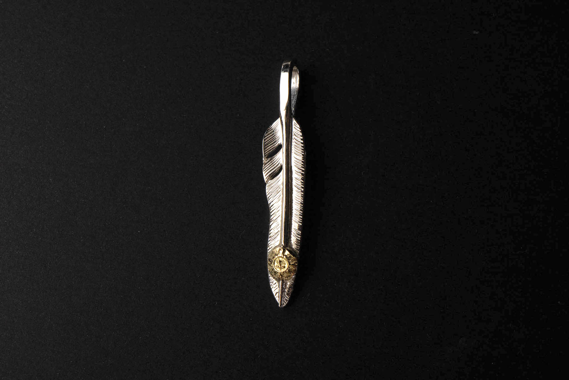 First Arrow's Small "Kazekiri Feather" Pendant With 18K Gold Emblem (P-432)