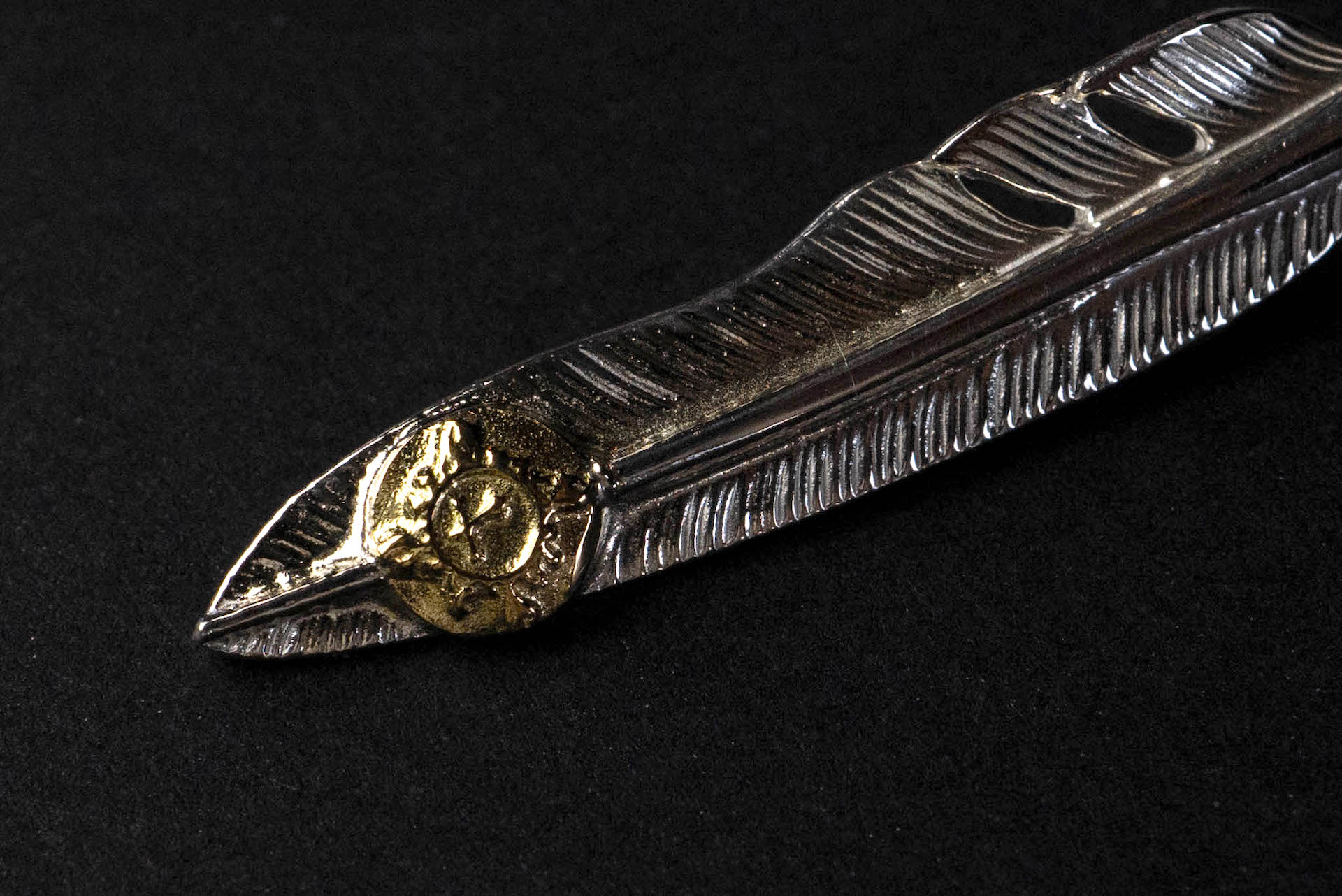 First Arrow's Small "Kazekiri Feather" Pendant With 18K Gold Emblem (P-432)