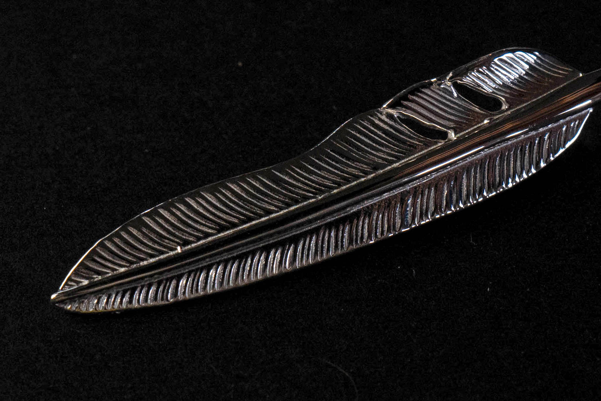 First Arrow's Small "Kazekiri" Silver Feather Pendants (P-431)