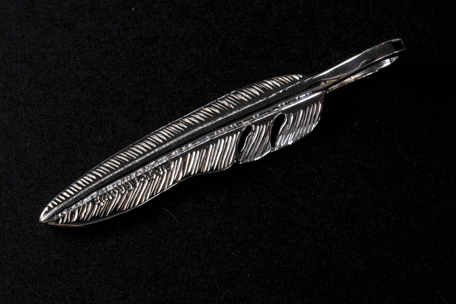 First Arrow's Small "Kazekiri" Silver Feather Pendants (P-431)