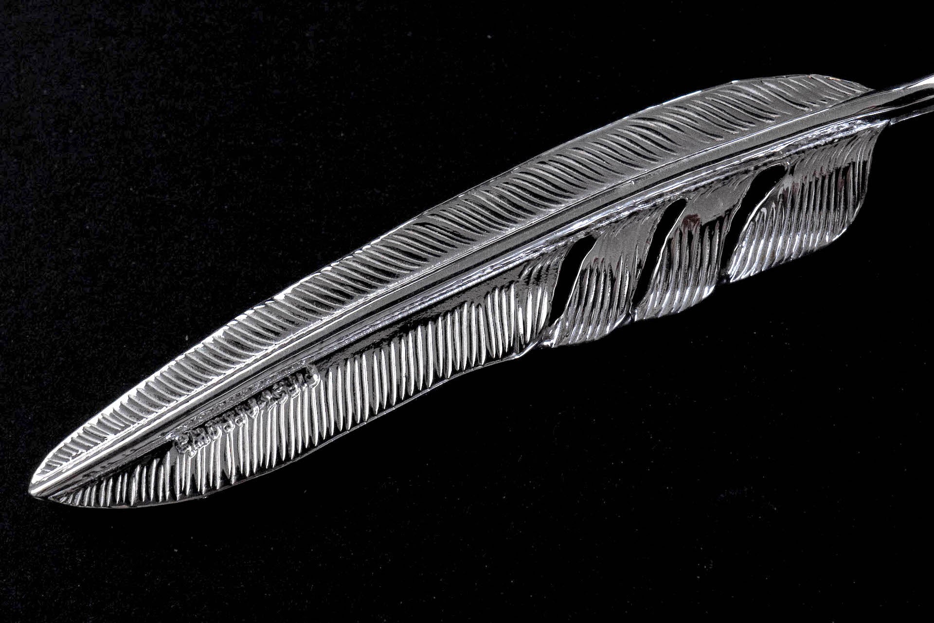 First Arrow's Large "Kazekiri" Silver Feather Pendants (P-428)