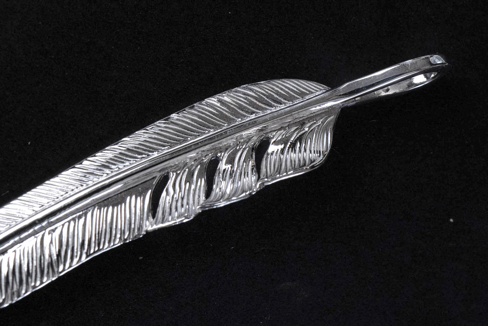 First Arrow's Large "Kazekiri" Silver Feather Pendants (P-428)
