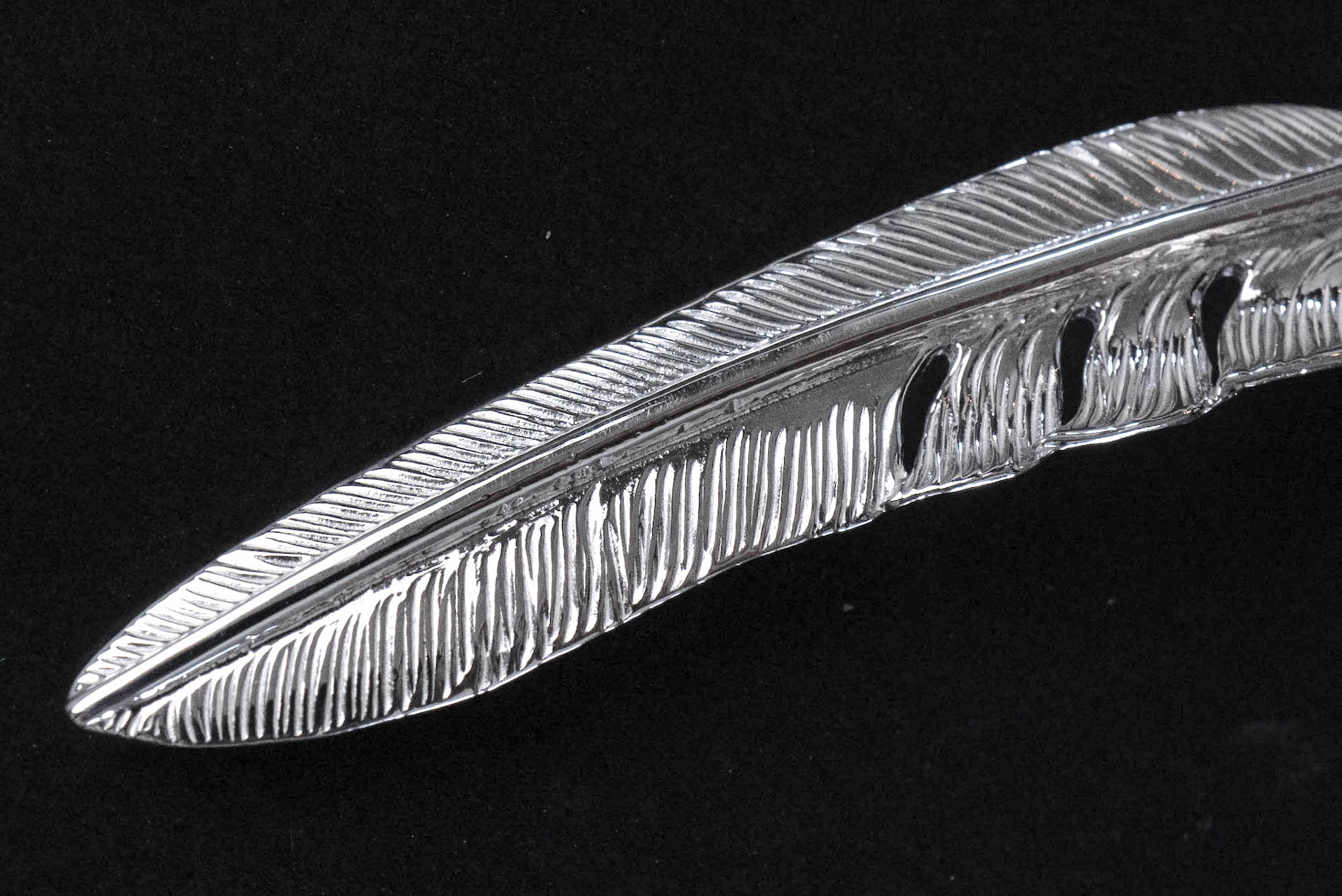 First Arrow's Large "Kazekiri" Silver Feather Pendants (P-428)