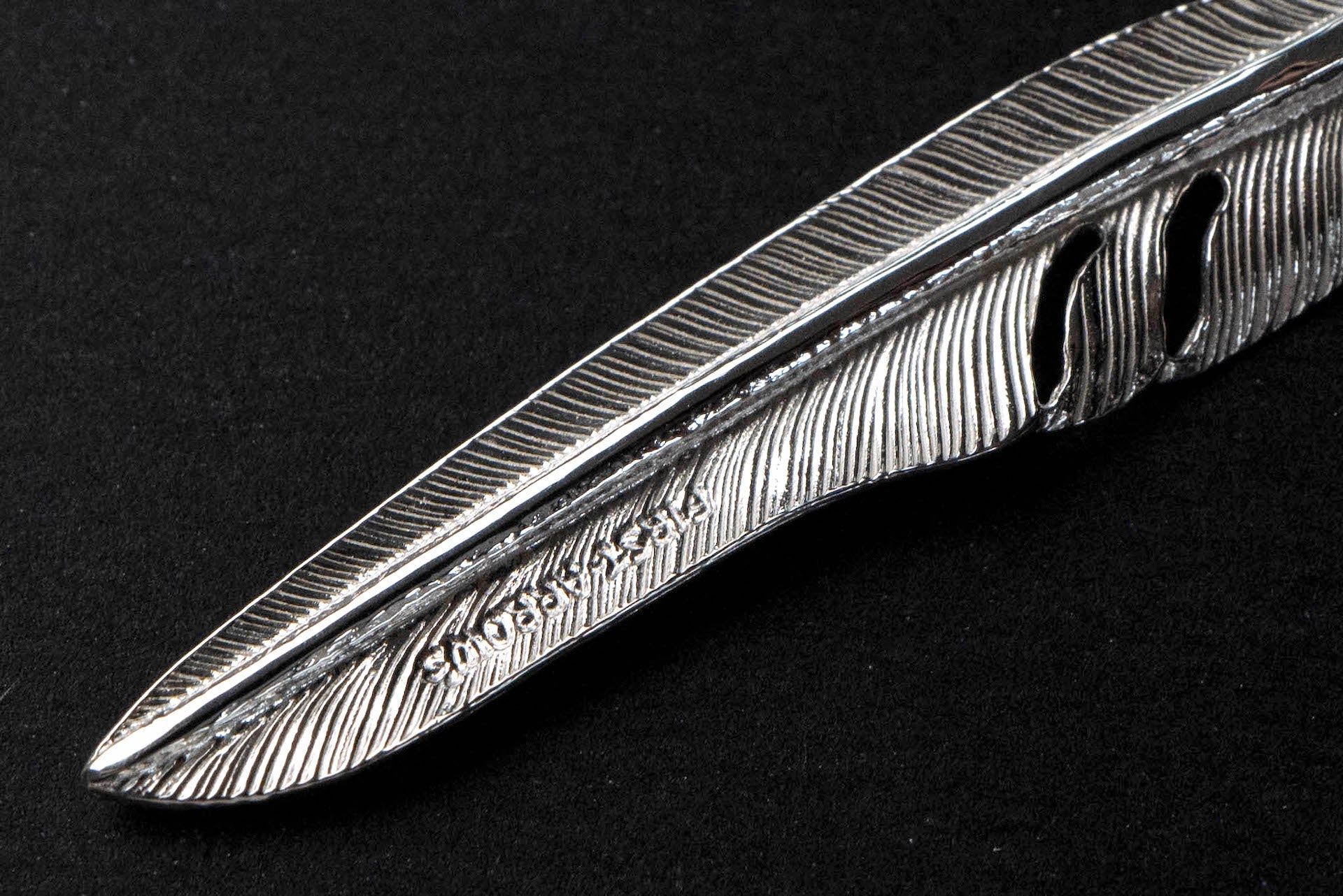 First Arrow's Medium "Kazekiri" Silver Feather Pendants (P-557)