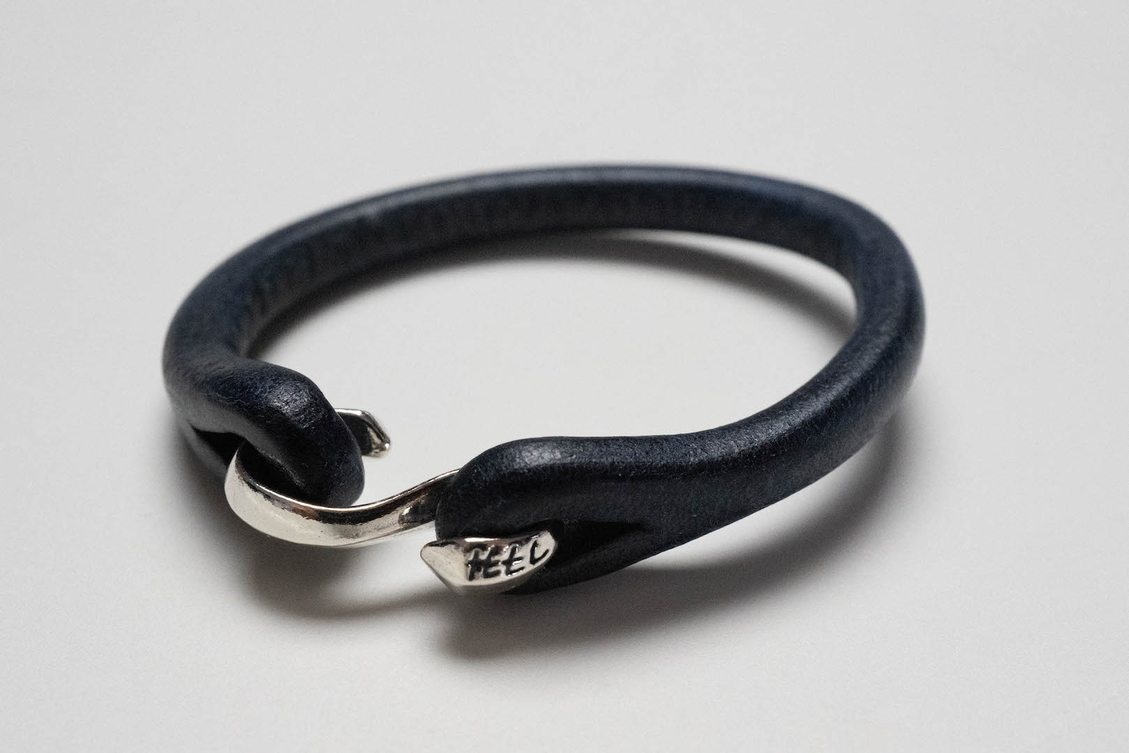 The Flat Head 'Silver Hook' Single Cuff (Indigo Navy)
