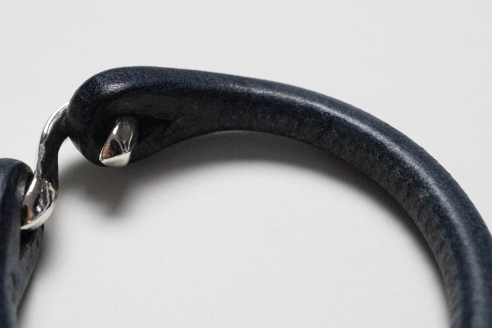 The Flat Head 'Silver Hook' Single Cuff (Indigo Navy)
