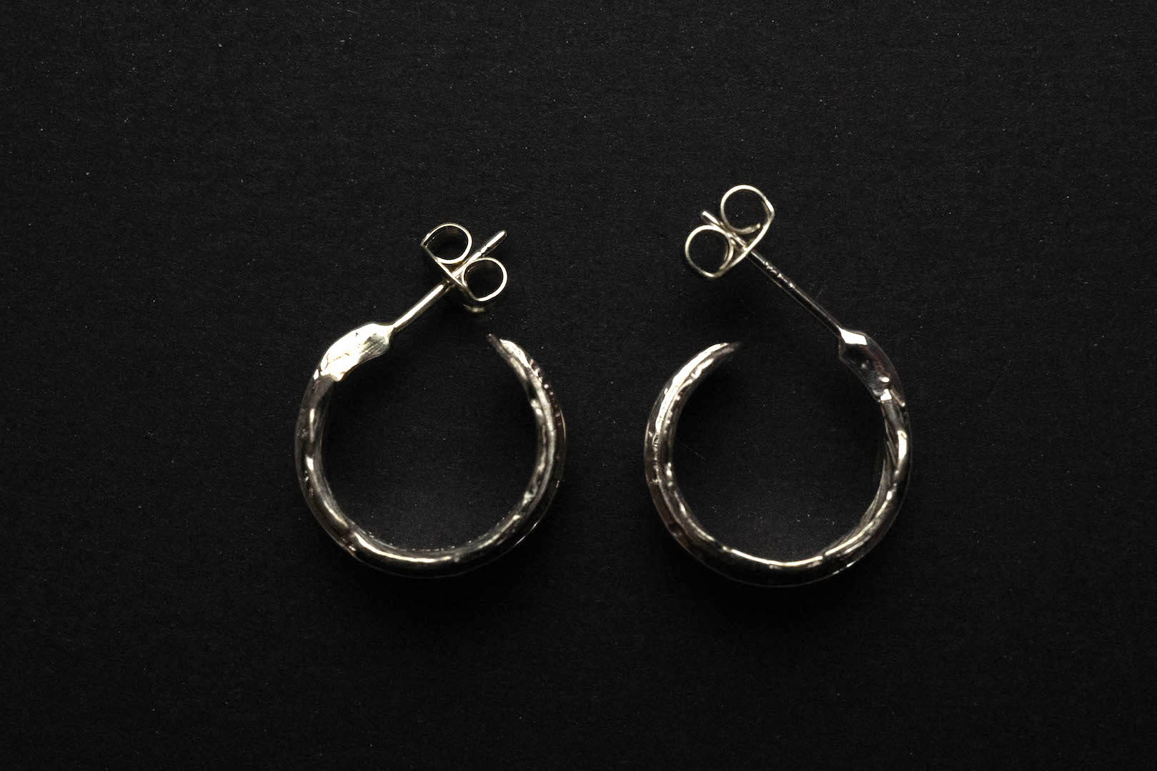 First Arrow's Small Feather Pierced Earring (O-007S)