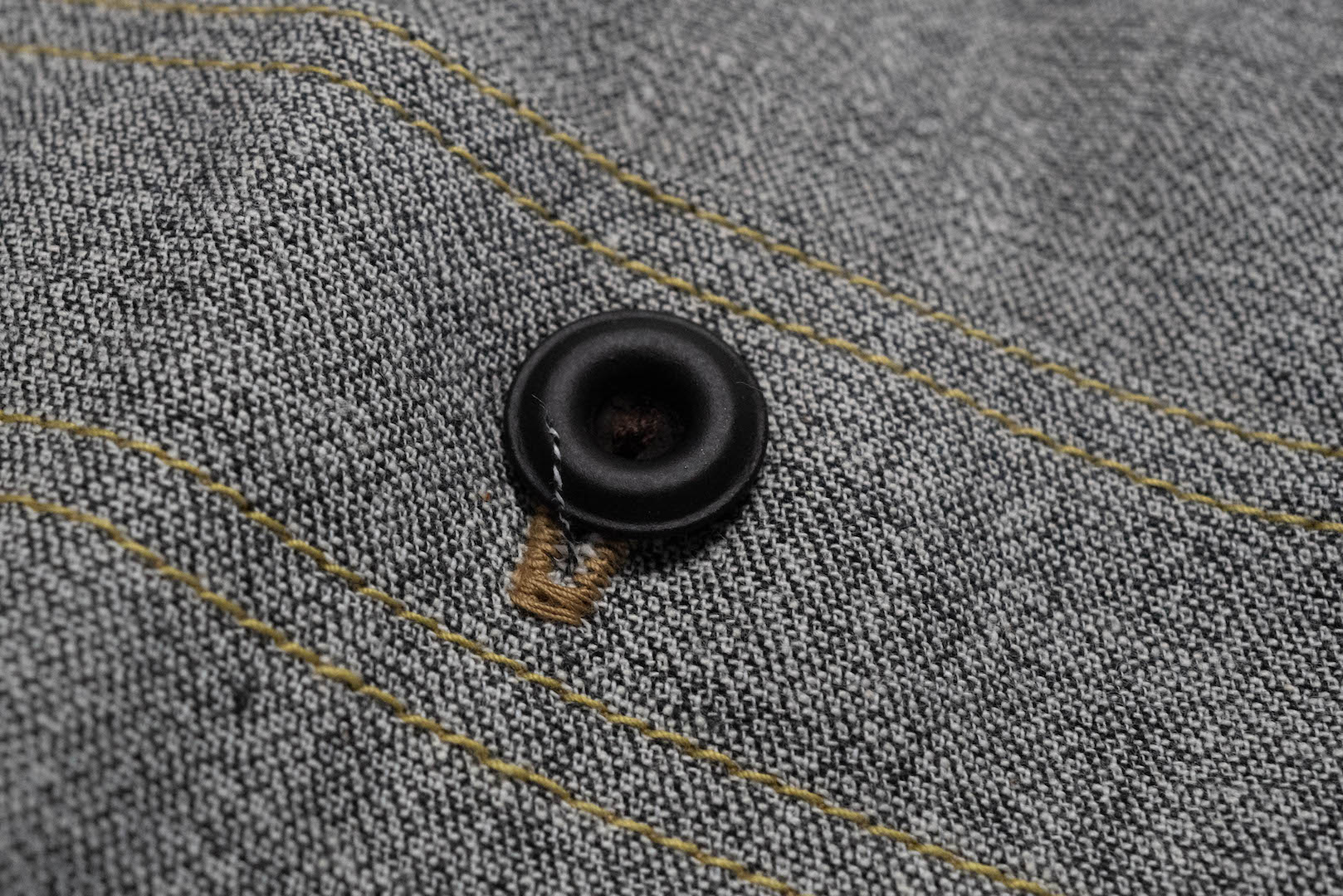 Freewheelers 8oz "Neal" Selvage Chambray Shirt (White Pepper)