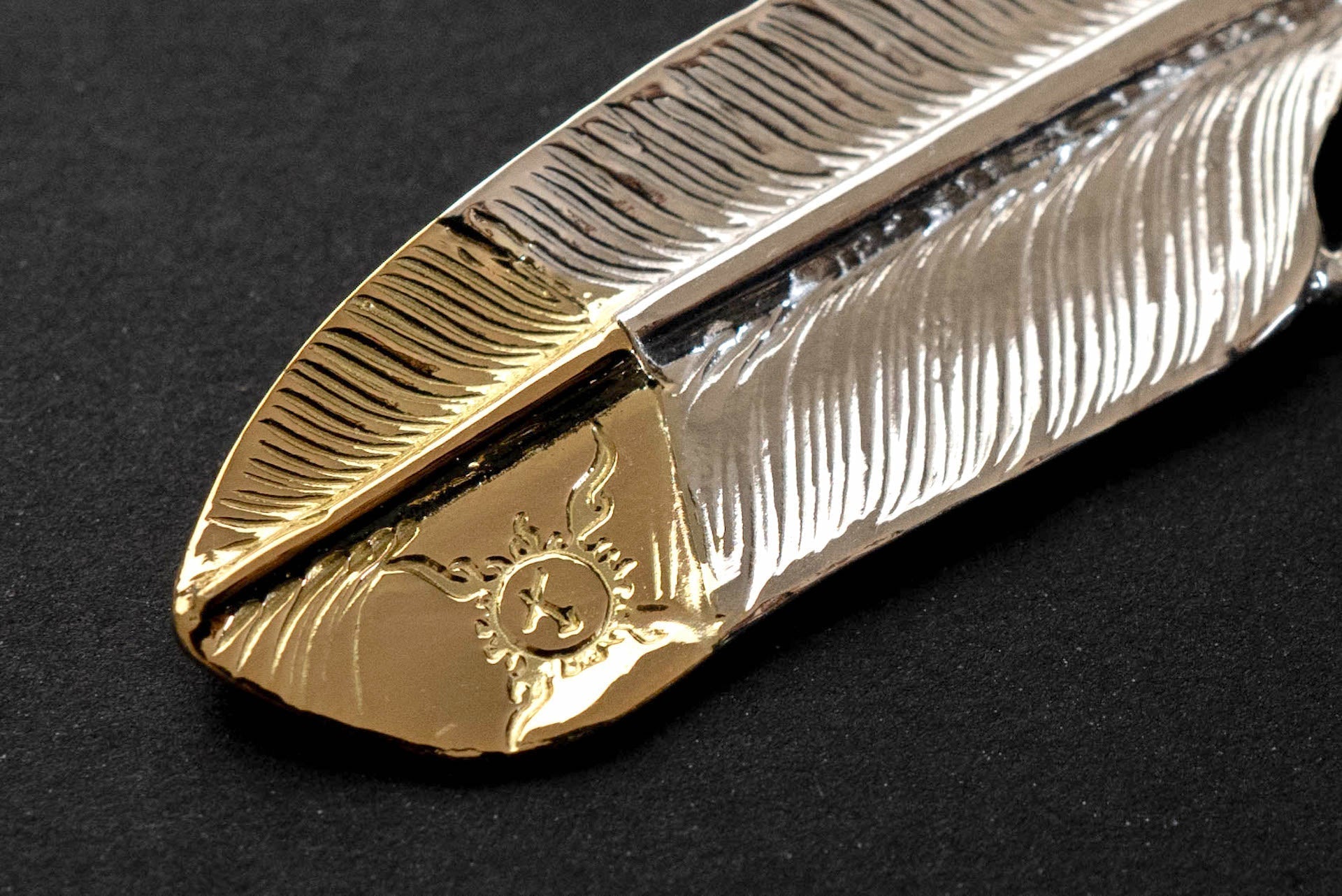 First Arrow's Large Quarter 18k Gold Feather Pendant (P-474)