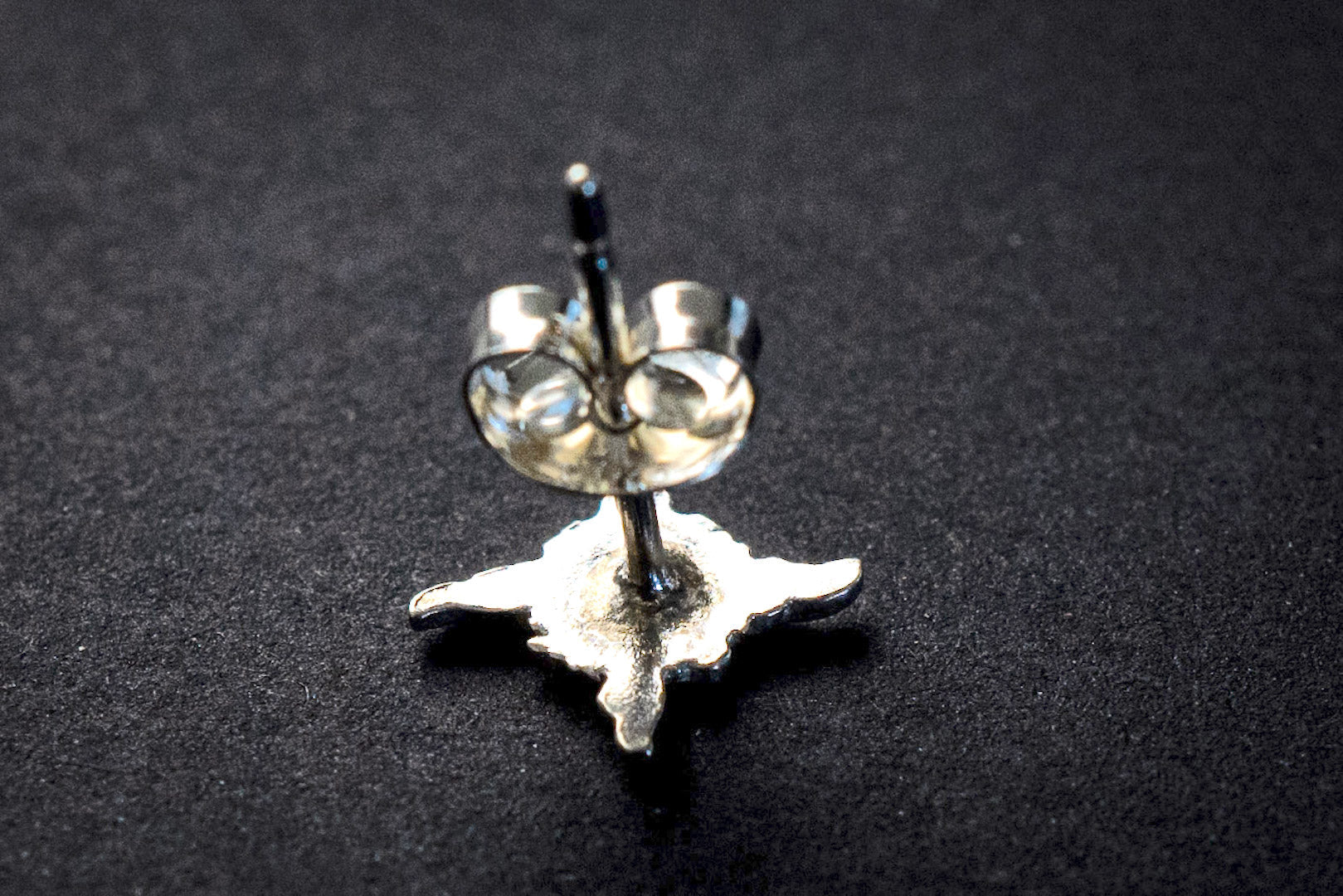 First Arrow's "Sunburst" Emblem Ear Pierce (O-167)