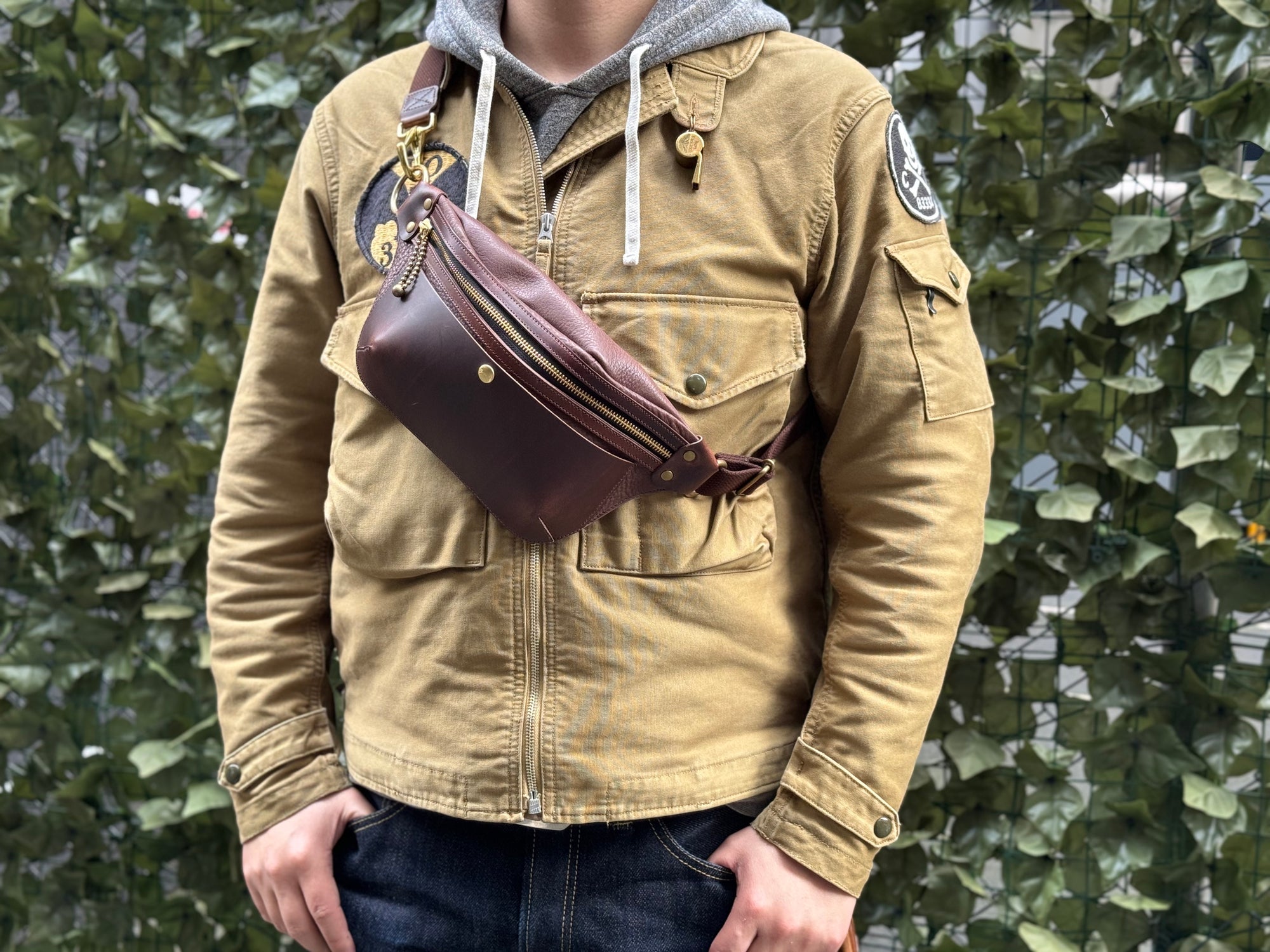 Cramp by Ginkawaten Dual Leather Pocket Bag (Chocolate X Chocolate)