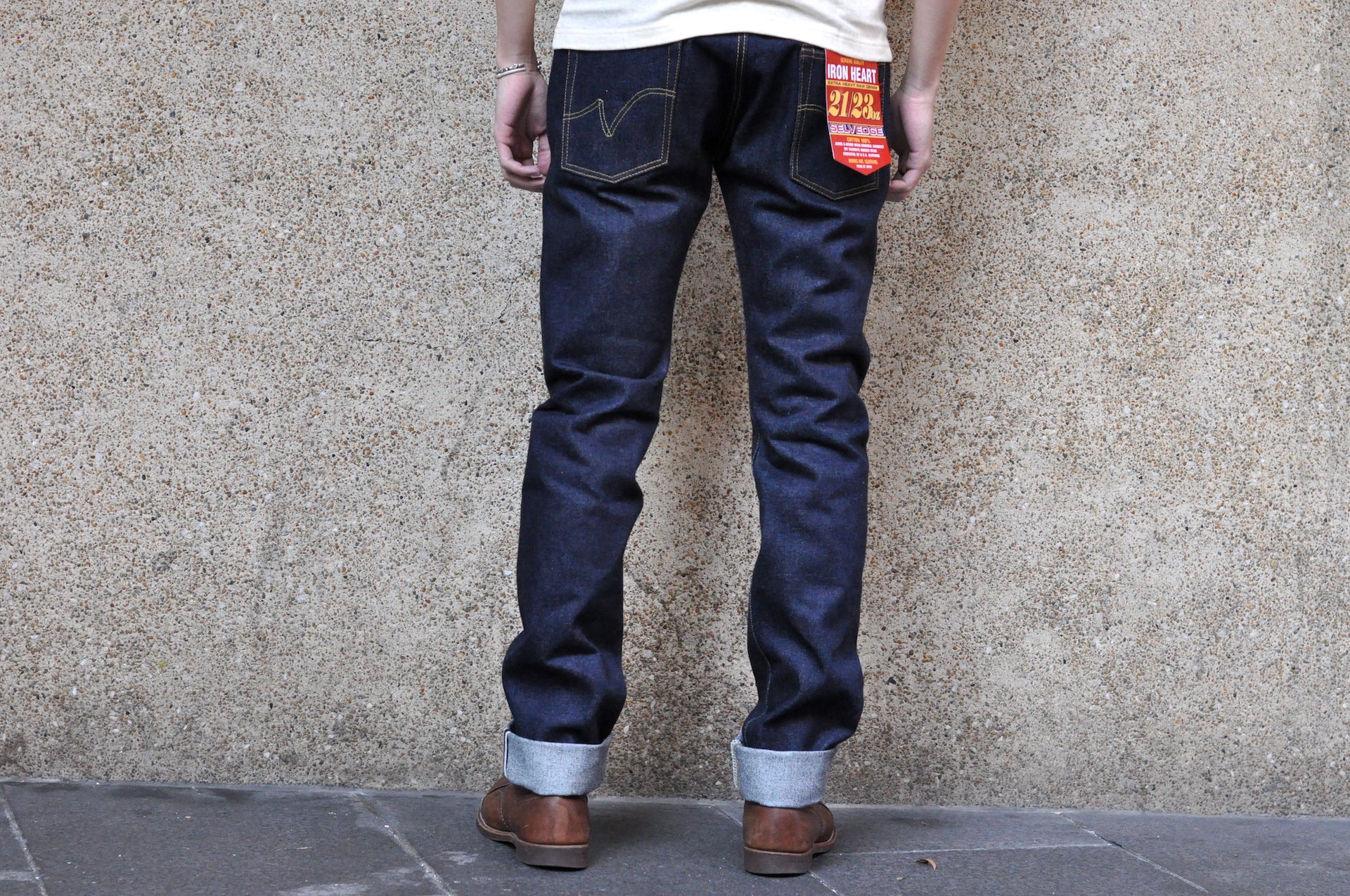 Iron Heart 777S-UHR 21/23oz Denim (Super Slim Tapered Fit)