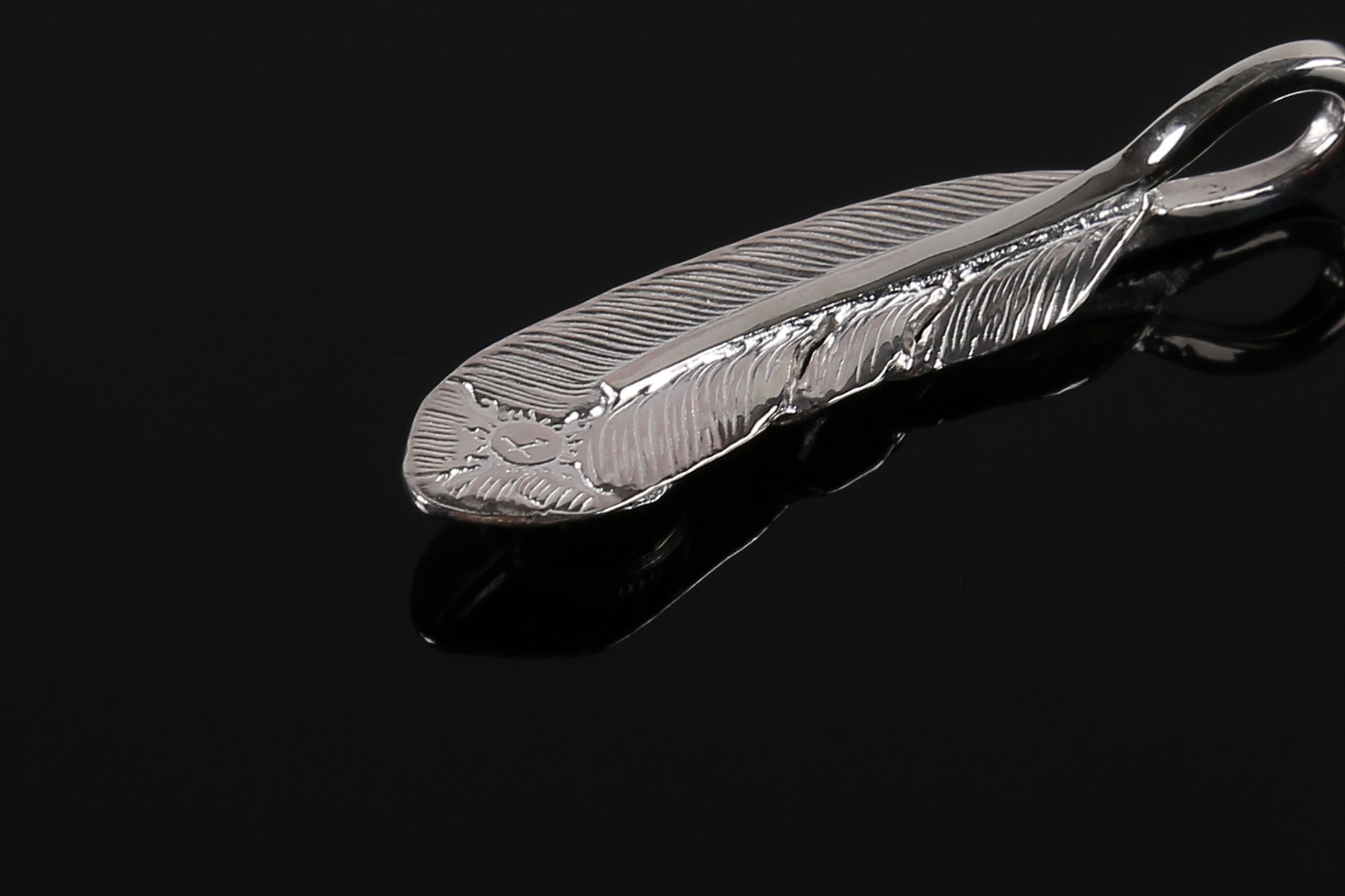 First Arrow's "Pure Honour” Silver Feather(Small)