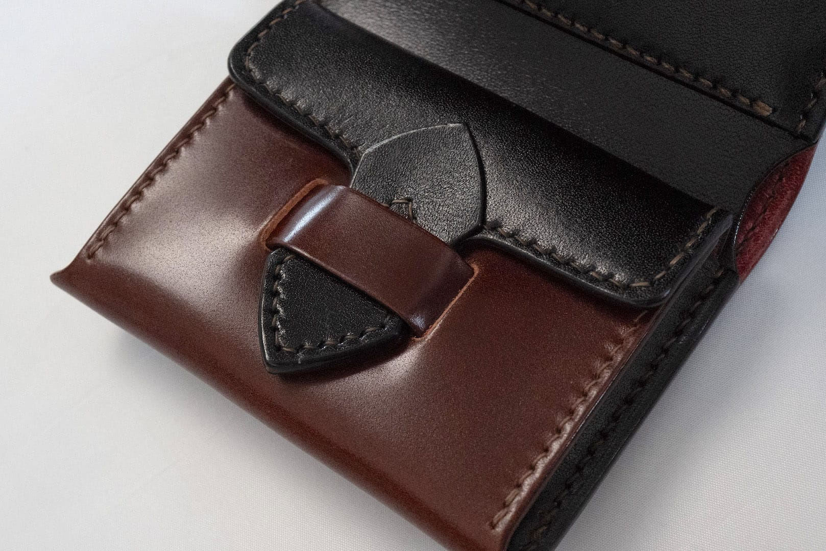 The Flat Head Cordovan Trifold Mini Wallet (Whiskey Brown)