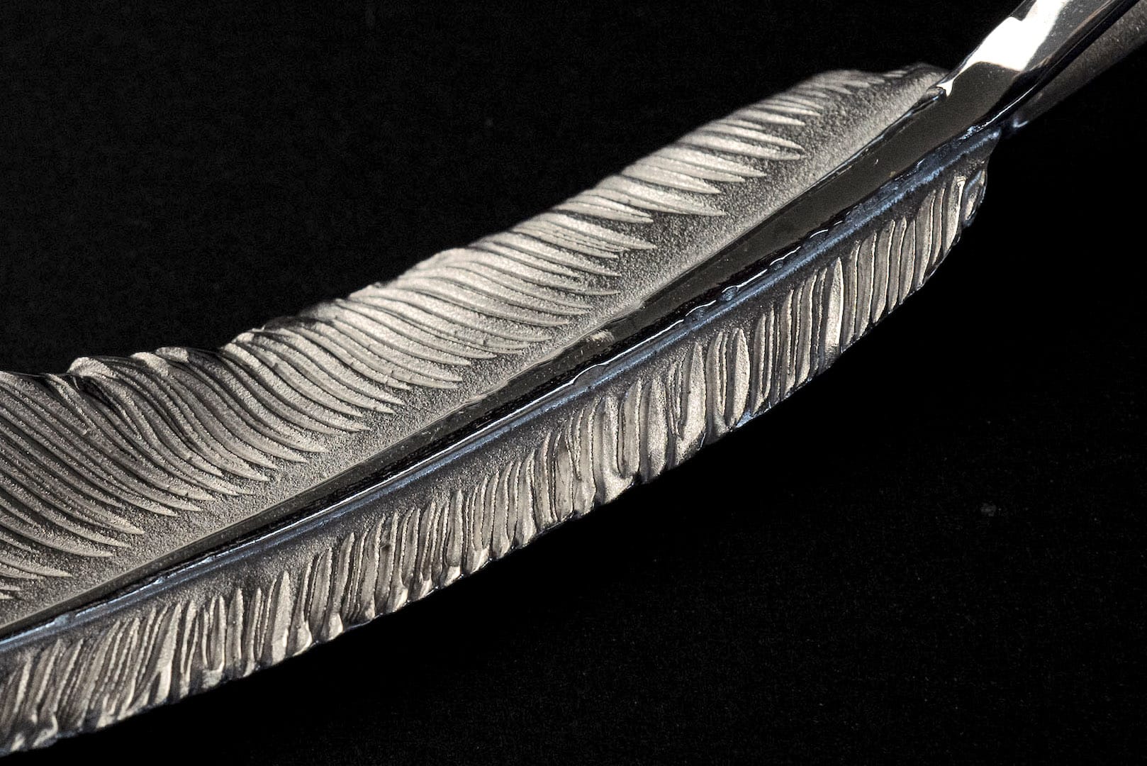 Legend "Ultra-Large Feather" Pendant With 22K Gold Emblem (Special Edition)