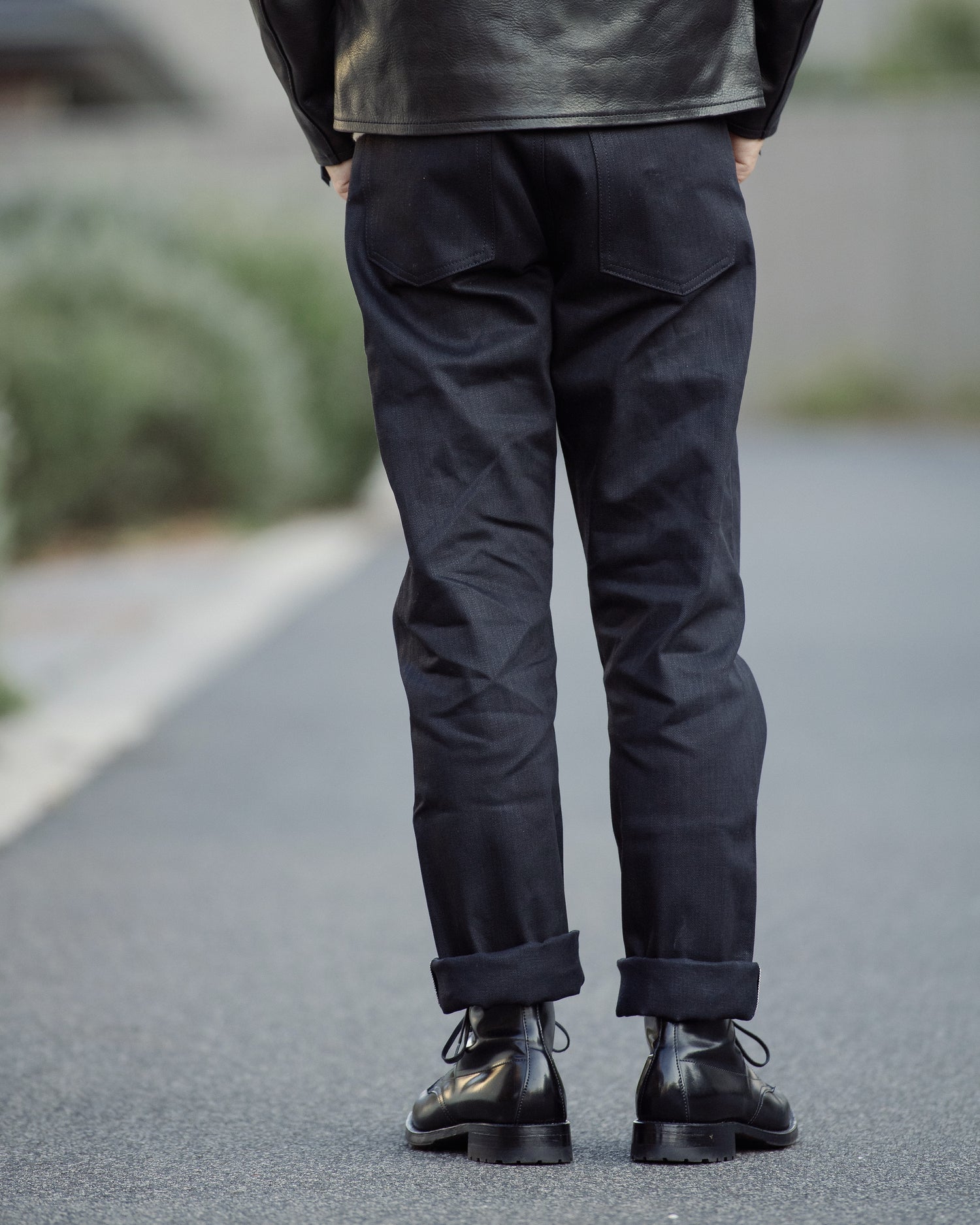 JAPAN BLUE X CORLECTION 14OZ "BLACK-HOLE" 000ST DENIM (STRAIGHT TAPERED FIT)