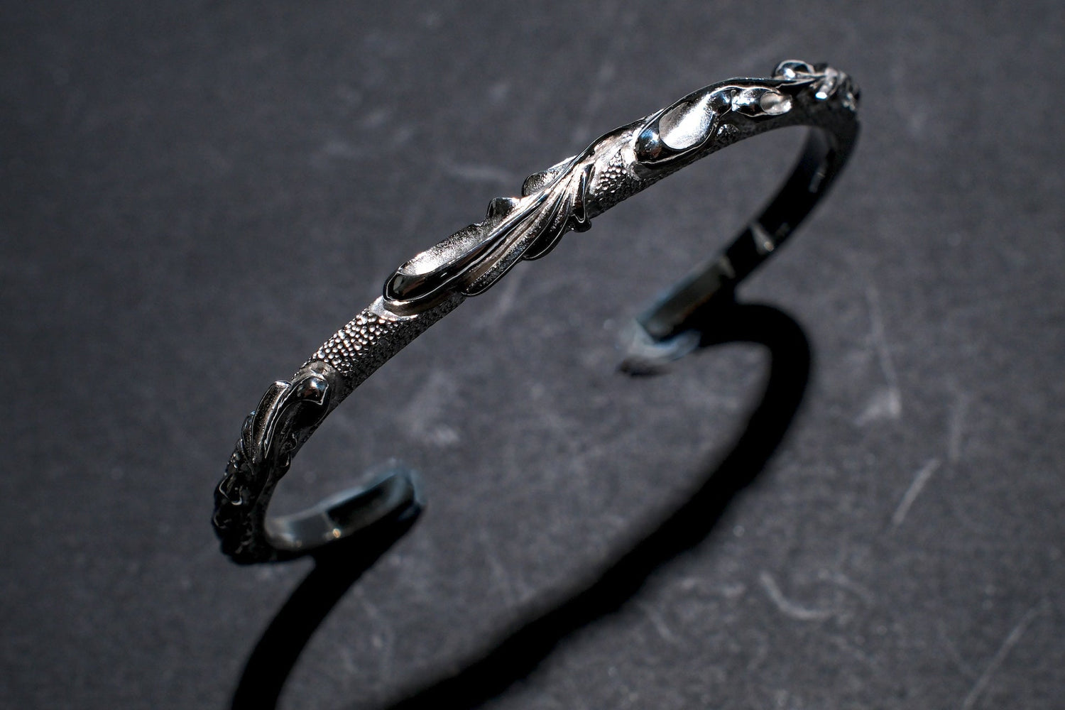 Legend 5mm "Fully Blossom" Silver Bangle (B-127)