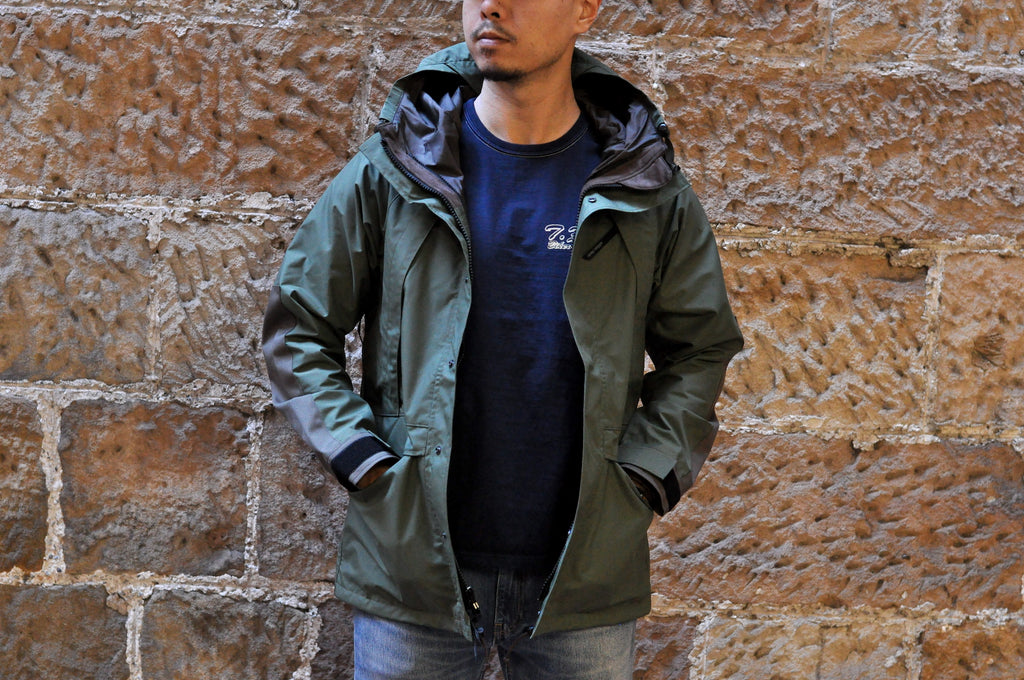 Ultima Thule by Freewheelers "All Weather" Hard-Shell Jacket (Olive)