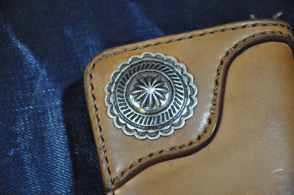 The Flat Head "Silver Concho" Long Wallet(Natural Tan) Half Year In Use