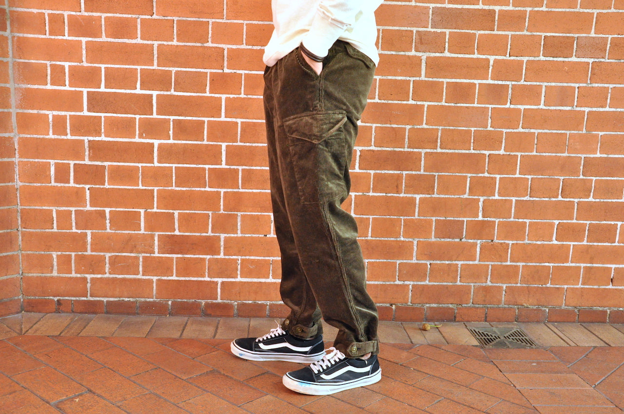 A plaid shirt  brown corduroy pants make for the perfect fall outfit Style  by Vince Dominguez  Banana Republ  Brown pants men Mens outfits Brown  pants outfit