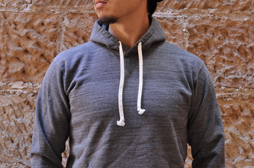 Studio D'Artisan ‘Suvin Gold’ 12oz Loopwheel Pull over (Heather Black)