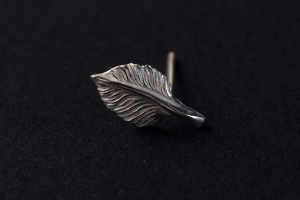 Legend "Mini Heartfeather" Silver Earrings (JE-8)