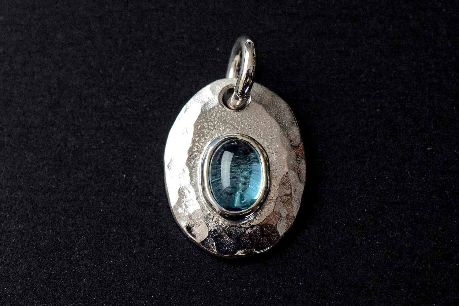 LEGEND SIZE SMALL "PLATE" PENDANT WITH BLUE TOPAZ (P-1-BT)