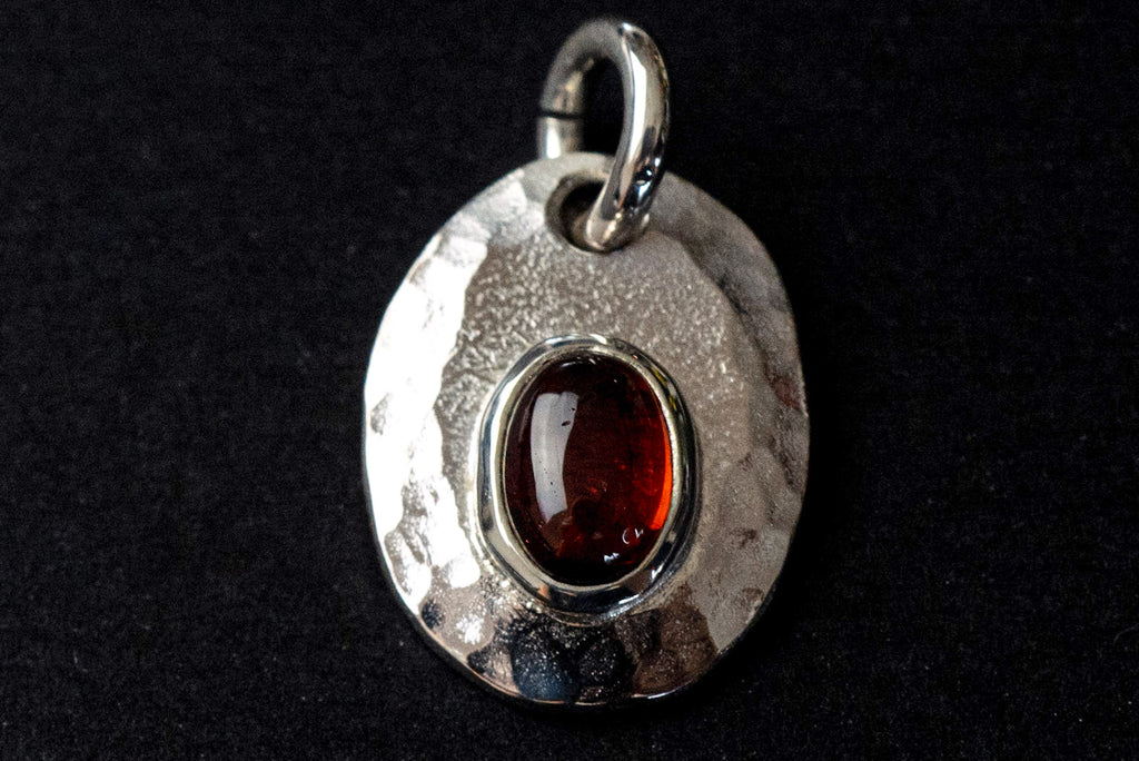 LEGEND SIZE SMALL "PLATE" PENDANT WITH RED GARNET (P-1-GN)