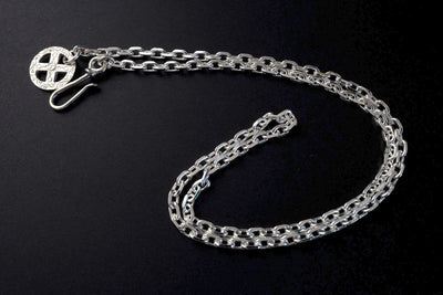FIRST ARROW'S SIZE MEDIUM SILVER CHAIN WITH MEDICINE WHEEL (O-062