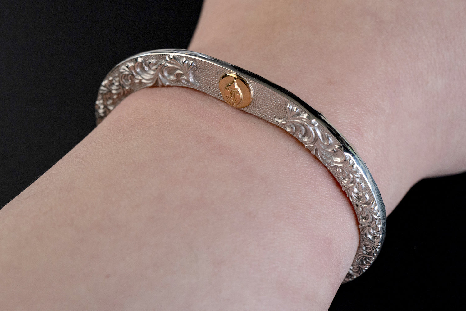 Legend 8mm "Double-Face" Silver Bangle with 22K Gold Emblem (B-113)