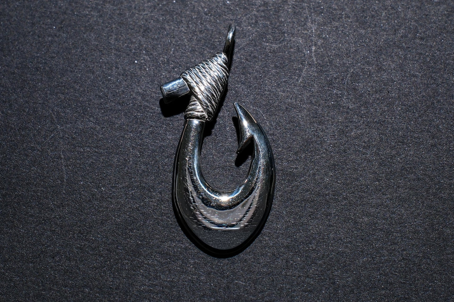 The One OCEAN “Ancient Makau Ace Type” Silver Pendant (Medium)