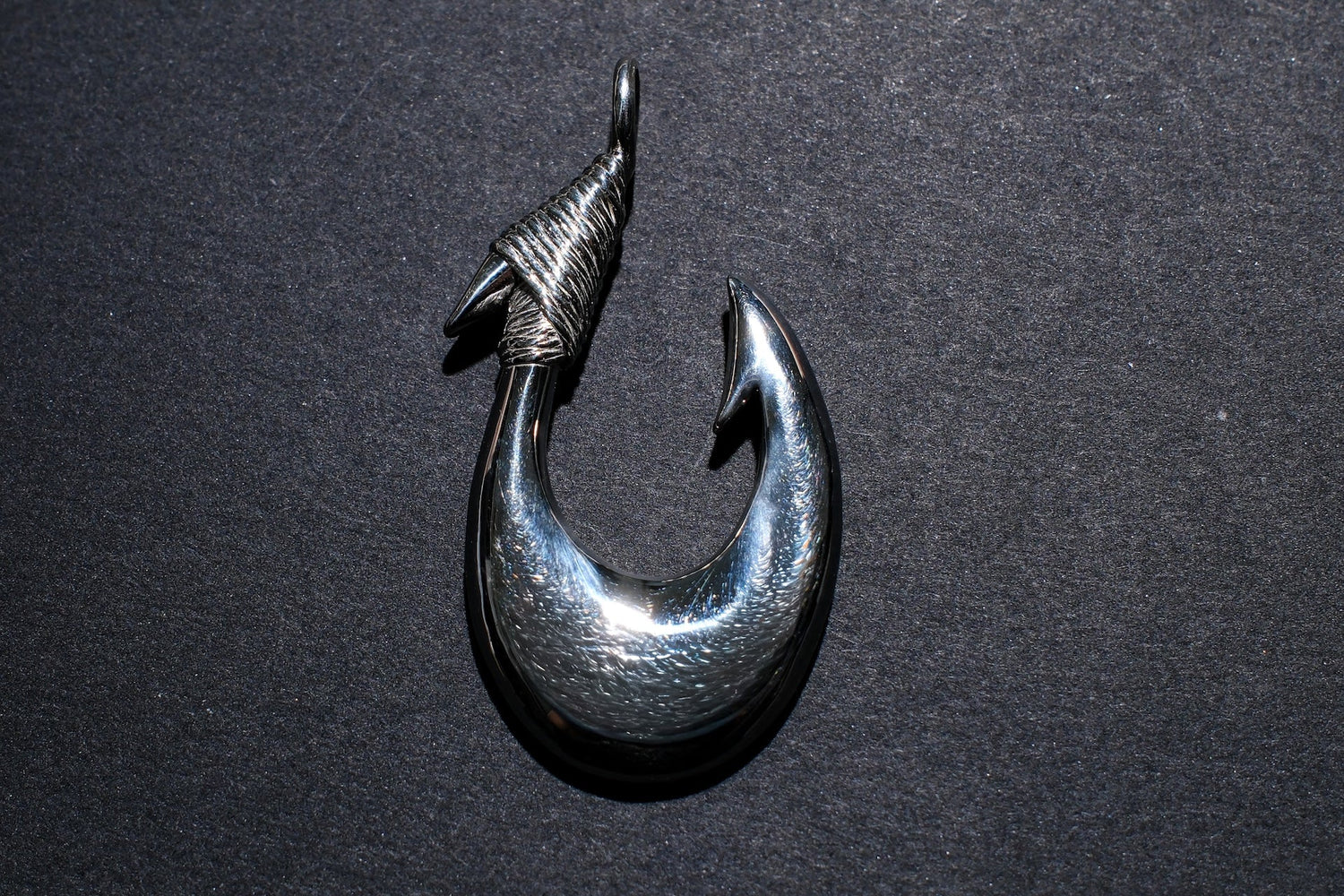 The One OCEAN “Ancient Makau Ace Type” Silver Pendant (Large)
