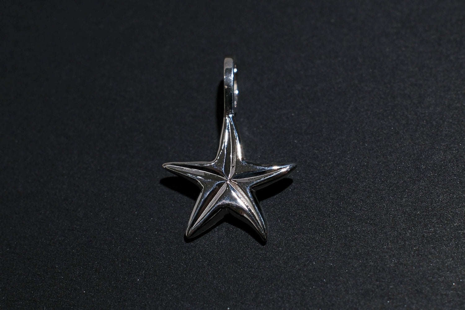The One OCEAN "Starfish" Island Charm